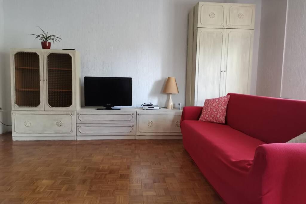 Apartment Sanja Near The Sea, Spacious And Green :) PUY Exterior foto