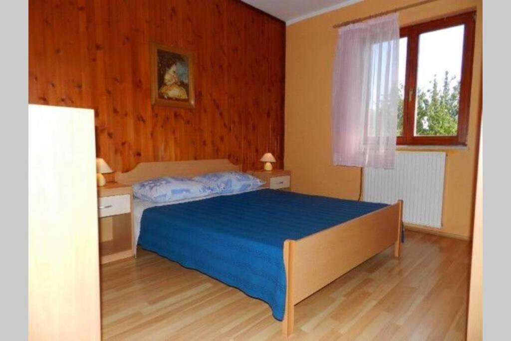 Apartment Sanja Near The Sea, Spacious And Green :) PUY Exterior foto