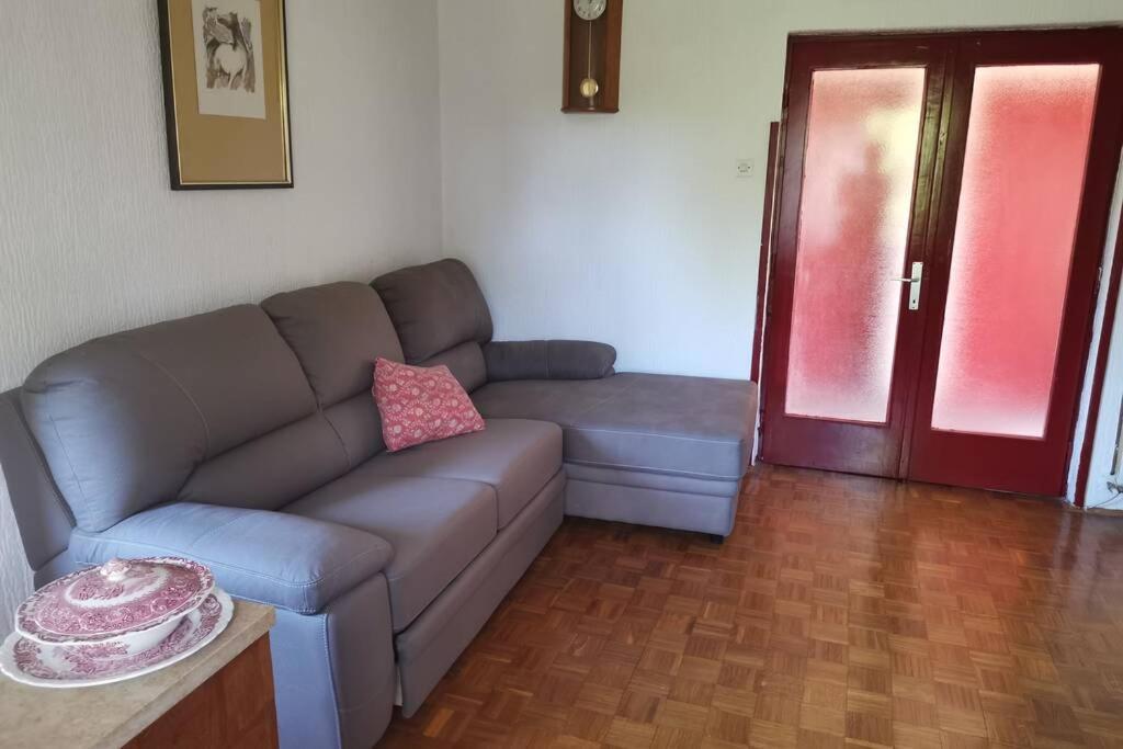 Apartment Sanja Near The Sea, Spacious And Green :) PUY Exterior foto